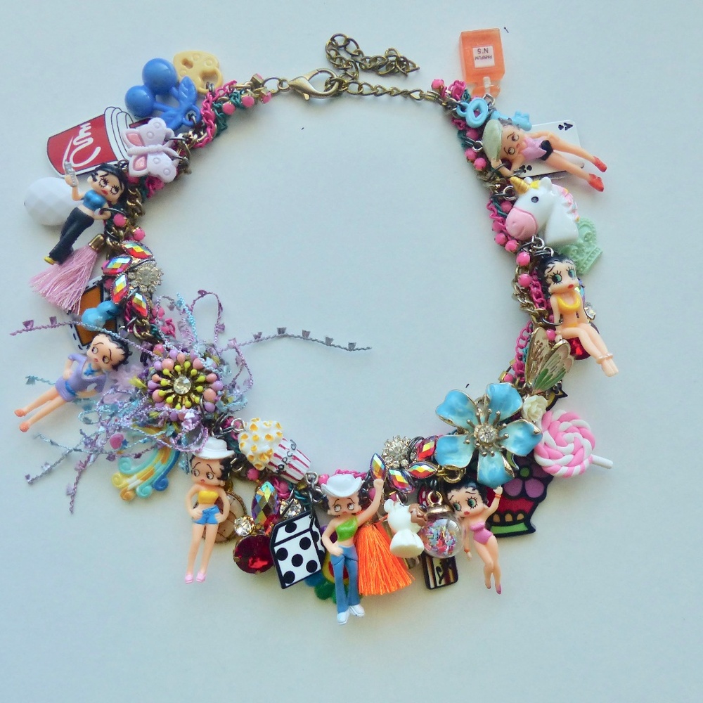 Fashion necklace with cartoon characters